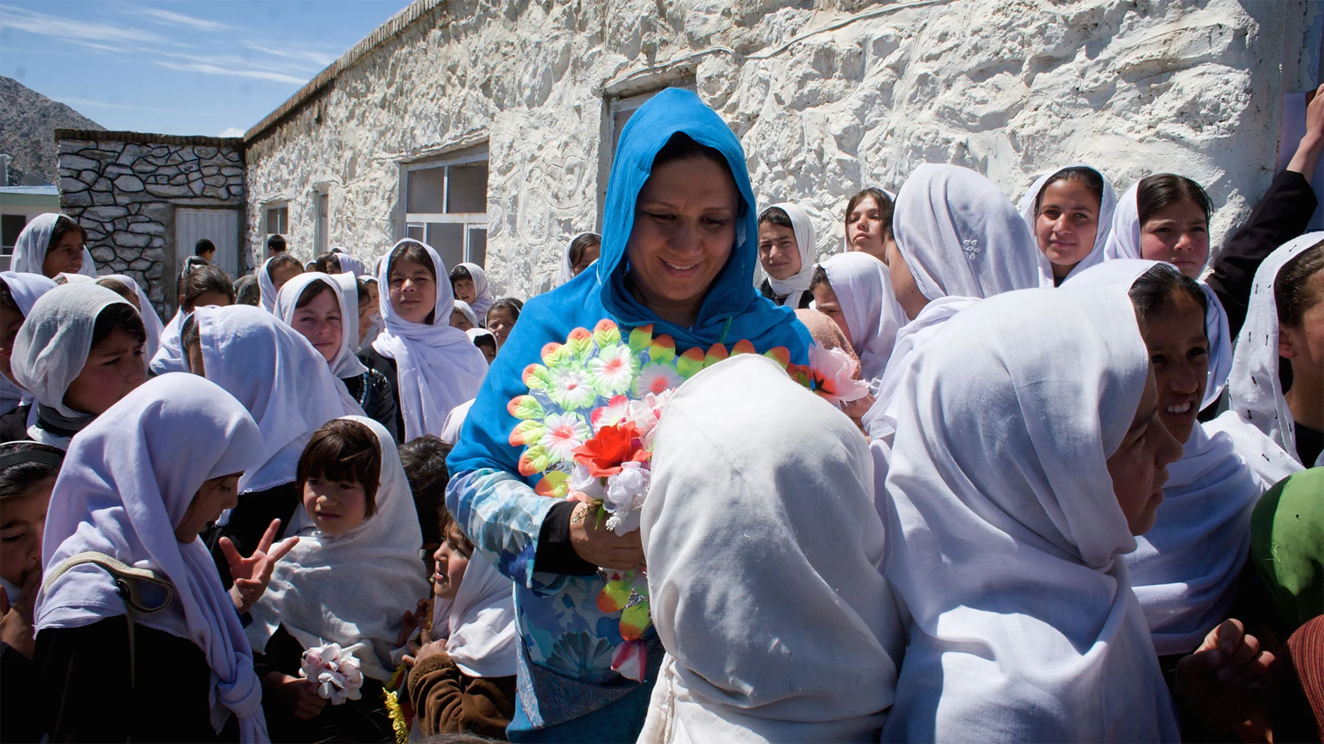 Love-Marriage-in-Kabul-07
